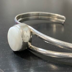 F MARTIN Sterling Silver Cuff with White Opaque Stone Cabochon